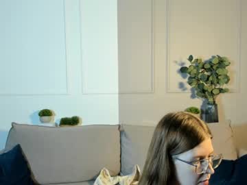 girl Asian Webcams with amitybooton