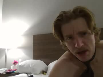couple Asian Webcams with hypn0tiz3d