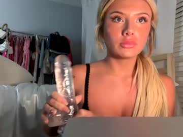 girl Asian Webcams with sarahbabyyyy19