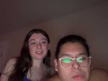 couple Asian Webcams with stella_and_trey