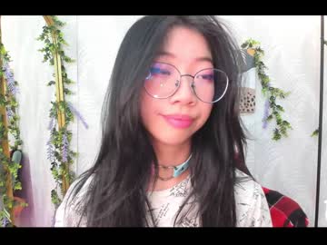 girl Asian Webcams with kanna_hh