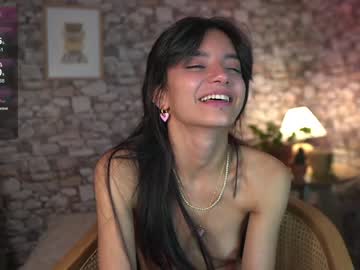 girl Asian Webcams with pookie_poo