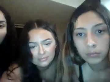 girl Asian Webcams with curlyqslutt