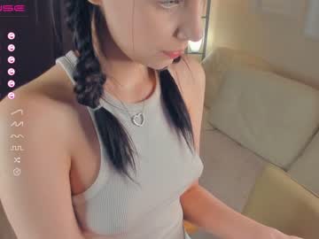 girl Asian Webcams with maryturneer