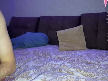 couple Asian Webcams with ester_vixen