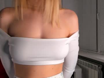 girl Asian Webcams with falinebenny