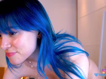 girl Asian Webcams with lilyewing_
