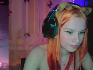 girl Asian Webcams with redd_ginger