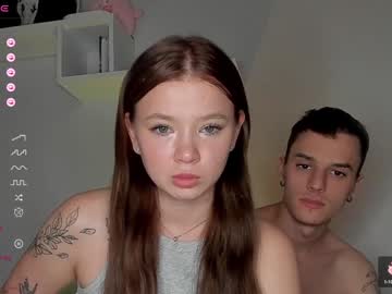 couple Asian Webcams with chaturrbaby