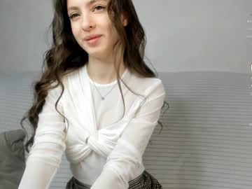girl Asian Webcams with lily__div