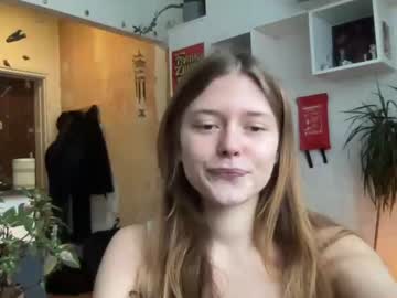 girl Asian Webcams with swedish_simone