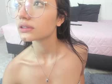 girl Asian Webcams with ana_henao