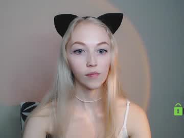 girl Asian Webcams with modest_elizabeth