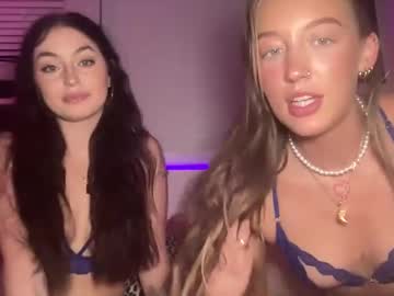 girl Asian Webcams with kydenae