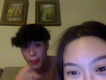 couple Asian Webcams with jayxjess