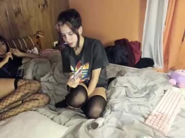 couple Asian Webcams with helokitkat