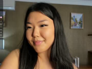 girl Asian Webcams with esmahedley