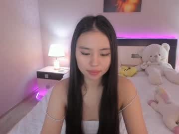 girl Asian Webcams with assoki_