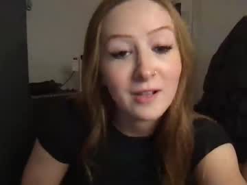 girl Asian Webcams with gingerxbabe