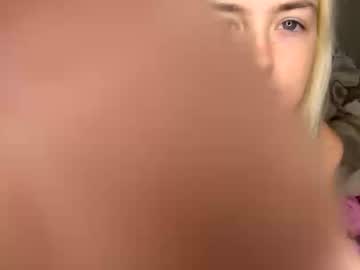 girl Asian Webcams with shiestykat999