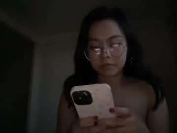 girl Asian Webcams with liltala