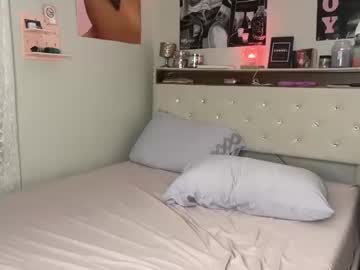 girl Asian Webcams with daisy_sparx