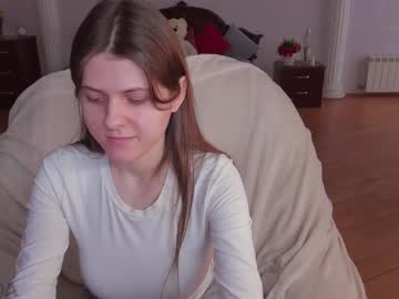 girl Asian Webcams with grace_viego