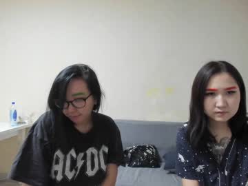 girl Asian Webcams with couple_assian