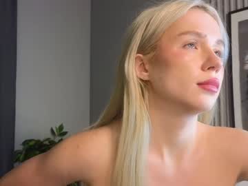 girl Asian Webcams with _scarletlove